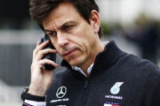 メルセデスのトト・ウォルフ「ロズベルグのような場合に備えてベッテルも選択肢に残している」