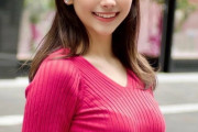【画像】競馬番組「みんなのKEIBA」の新しい女子アナさん、お乳が大きすぎる😡
