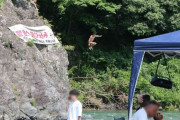 多摩川で「水難事故」多発のリアル　外国人が「飛び込みキケン！」の看板から続々ダイブ 　「浮いて待て」は通用しない