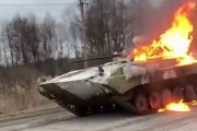 ロシア軍装甲車両の枯渇がますます顕著に…民間車両への依存が高まる！