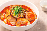 料理研究家リュウジ、デニーズの2500円高級ラーメンを酷評？「880円の日高屋のがうめえ」