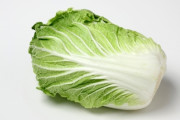 夏ワイ「ファッ！？白菜1つ800円？」今ワイ「ファッ！？白菜1つ150円？」