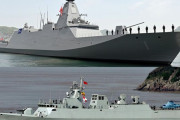 中国海軍「056A型コルベット」vs海上自衛隊「もがみ型護衛艦現状」！