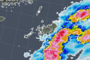 大分すごい雨降り出した😰☔