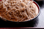 うどんは丸亀製麺があるけどそばはこれっていうチェーン店が無いな