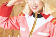 森口博子さんが「ガンダム」セイラ・マスのコスプレを披露www