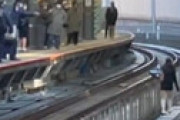 渋谷駅の線路にギャル風女性が侵入した騒動、驚きの真相が判明・・