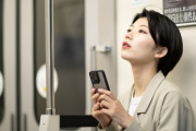 【画像】「スマホ認知症」がトレンド入り。これに当てはまる人は要注意らしいぞ。。。