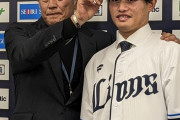 FA補償で西武移籍となった張奕、入団会見！背番号は工藤公康の47に！