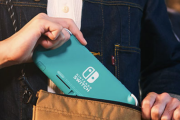 Switch Liteの画面が小さすぎる→おっ、ハズキルーペのCMやっとるやん