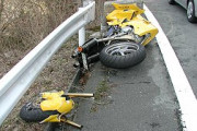 バイクの居眠り運転でハデに事故って三途の川みてきたけど質問ある？