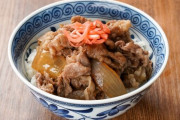 おまえらが一番好きな「丼もの」ってやっぱ牛丼？