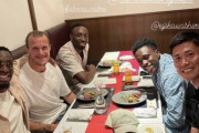 ◆画像◆浦和DFショルツ、川島永嗣、アーセナルのロコンがらと会食