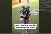 村上宗隆とバルガスのブロマンスにMLBファン騒然！←「アメリカでは受け入れられない」「まるで大谷とテオ」（海外の反応）
