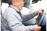 【画像】老害さんが車を運転するとこうなるｗｗｗｗｗｗｗｗｗｗｗｗ