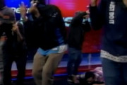 生放送中のテレビ番組、武装した男らが乗っ取り…エクアドル大統領が「国内の武力衝突」宣言！