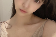 【乃木坂46】鎖骨が・・・堀未央奈の“ルームウェア”がとにかくセクシーすぎるんだが・・・