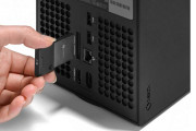 ｢XboxSeriesX|S用ストレージ拡張カード｣ 2TBモデル『79,211円』で10月下旬発売！