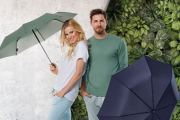 ワンタッチ自動開閉で風にも強い！8000円のドイツ生まれ折りたたみ傘の実力とは？