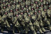 「求ム兵士、経験不問、迫撃砲兵など」ロシア求人サイトで志願兵を募集…月給5万2500円～7万5000円！