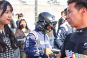 【日向坂46】富田鈴花、F1界の一流選手を直撃！！！