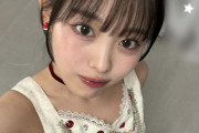 胸が大きすぎて、胸から下が写真に写らない後藤花ちゃん