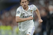 夏でレアルと契約満了…去就注目のモドリッチ、鍵を握るのはクロース＆ベリンガムか