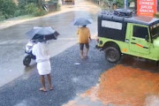 【動画】インドで恐怖の地すべり。人々が飲み込まれる瞬間が撮影される。