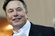 【イーロン・マスク氏】X（旧Twitter）を有料化する「方向に移行中」と語る　全ユーザー課金へ