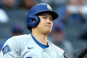 【動画】大谷翔平選手、試合中に◯◯してしまうｗｗｗｗｗ