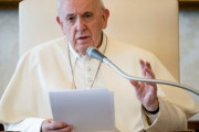 ローマ教皇「聖職者は外出して新型コロナ患者と会いましょう」 → イタリアの聖職者が相次ぎ死亡