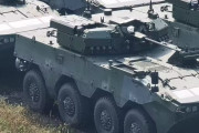 自衛隊の新型戦車めっちゃかっこよくない?
