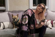 【米国】レディー・ガガの愛犬を奪った男女5人を逮捕…警察へ犬を届けた女も逮捕、懸賞金50万ドルは支払われず
