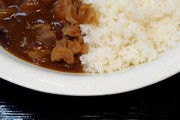 大衆食堂のカレーライス400円がこれ