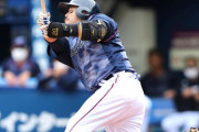 【6年12億】宮﨑敏郎 2022 .300 16本 50打点 OPS.835　2023 .326 20本 71打点 OPS.934