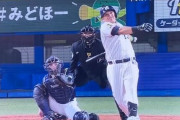 【ヤクルト】オスナ大暴れ！山本由伸からホームランきたぁぁぁ！
