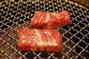 「女性ですが一人で外食できます。ラーメン、焼き鳥、焼肉も」に反響　「今はむしろ人との食事はリスキー」「男だけど羨ましい」