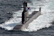 韓国海軍初の3000トン級潜水艦「島山安昌浩」が就役、潜水艦発射弾道ミサイル(SLBM)を搭載…実戦配備は来年8月予定！