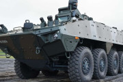 陸上自衛隊の新型戦闘車両「8輪装甲車AMV」…普通科教導連隊で運用開始！