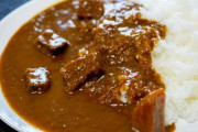 【急募】カレーに合う肉、牛肉か豚肉か鶏肉かひき肉どれや？ｗｗｗｗｗｗｗｗｗｗｗｗｗｗｗｗ