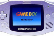 ゲームボーイ「持ち運べるようにしました」DS「2画面にしました」3DS「立体視付けました」GBA「…」