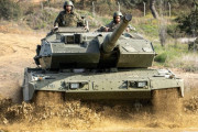 スペインも主力戦車「レオパルト2」6両を供与…ウクライナ支援で！