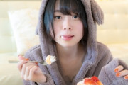 【画像】アイドルさん｢今日のロケ弁当クッッソワロタｗｗｗｗ｣→