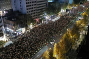 韓国・梨泰院で大規模デモ　6万人が集結！！