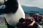 中国人「サッカーW杯 日本1-2ブラジル、最高の写真はこれだと思う」　中国人「熱血漫画のような雰囲気」「あきらめたらそこで試合終了」