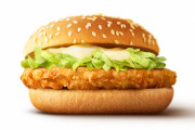 マクドナルド「やったー！チキンクリスプはマックチキン®にしんかした！」