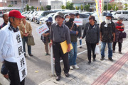 【石垣島】選挙敗北をガン無視、サヨク12人が「市民の声を聞け！」と猛抗議ｗｗｗｗｗ
