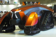 【画像,】最新のトラクター、もはや変形ロボット