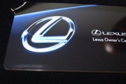 トヨタの小型HVレクサス、受注2万台超　岩手で生産加速