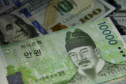 面倒だから全部溶かしちゃえよ！　〜　【中央日報】韓国の外貨準備高、１カ月で１９６億ドル減…金融危機以降で最大　識者「通貨スワップの模索を」
